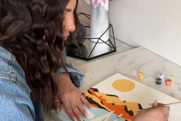 Painting vs. Social media